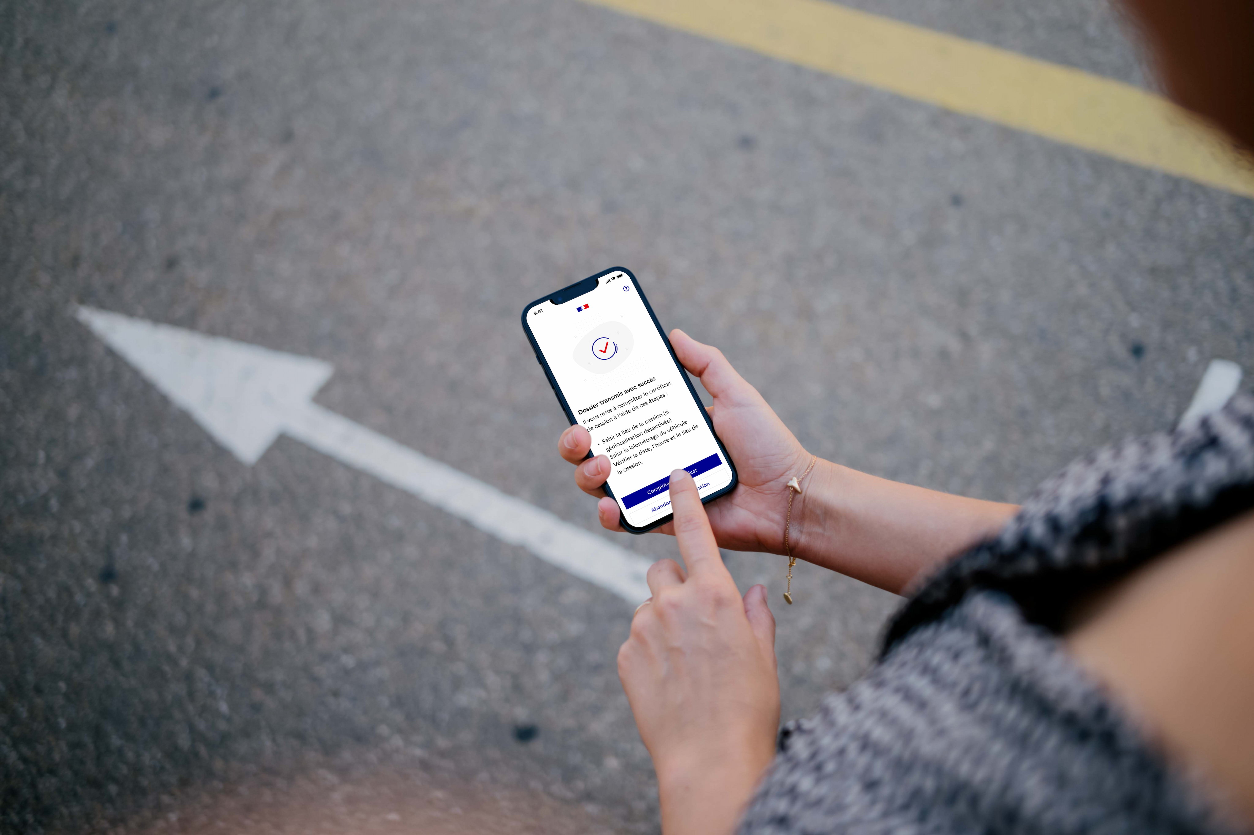 Simplimmat sur iPhone : écran de confirmation et étapes restantes de la démarche